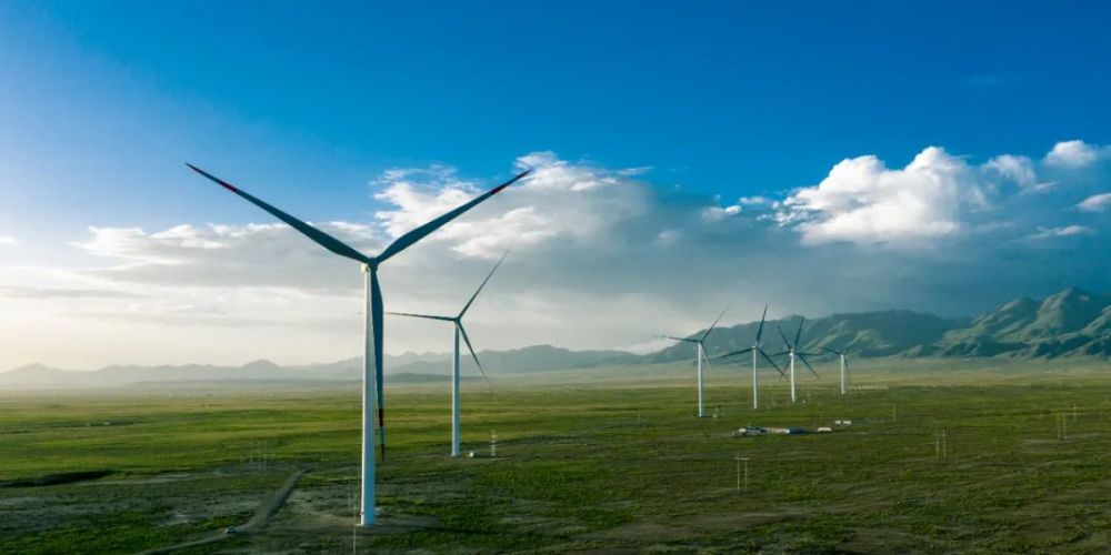 2022年全國(guó)風(fēng)電、光伏發(fā)電新增裝機(jī)突破1.2億千瓦，創(chuàng)歷史新高！